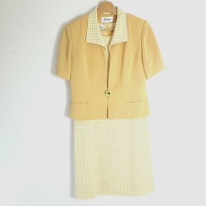 Le Suit Women's topper blazer with short sleeves ** jacket only